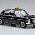 Mercedes 200 W115 タクシー Norev 1:18 183776 メタル - image 5 of 7