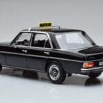 Mercedes 200 W115 タクシー Norev 1:18 183776 メタル - image 6 of 7