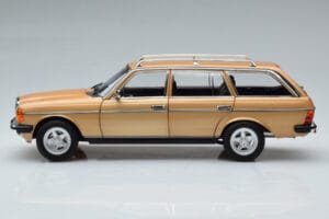 Mercedes 200T S123 AMG Package ベージュ Norev 1:18 183739 メタル - 画像 5/9