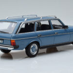 Mercedes 200T S123 ブルー Norev 1:18 - image 3 of 7
