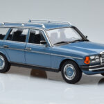 Mercedes 200T S123 ブルー Norev 1:18 - image 5 of 7