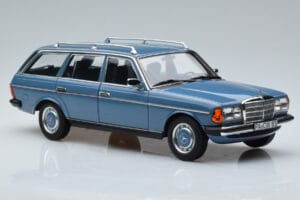 Mercedes 200T S123 ブルー Norev 1:18 183737 メタル - 画像 5/7
