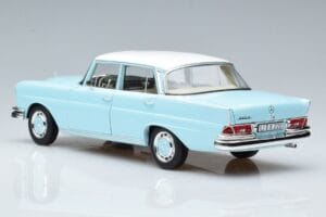 Mercedes 220 S W111 ブルー Norev 1:18 183920 メタル - 画像 6/7