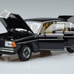 Mercedes 230E W123 リミテッドエディション Norev 1:18 183711 メタル - image 2 of 8
