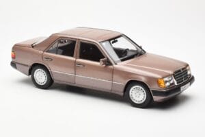 Mercedes 230E W124 ローズウッドメタリック ディーラーエディション Norev 1:18 B66040697 メタル - 画像 6/8