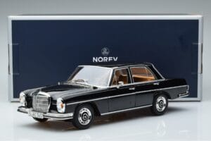 Mercedes 280 SE W108 ブラック Norev 1:18 183762 メタル - 画像 7/7
