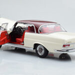 Mercedes 280 SE W108 ホワイト AUTOart 1:18 - image 3 of 8