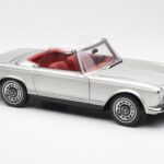 Mercedes 280 SL W113 パゴダ シルバー Schuco 1:18 - image 6 of 8