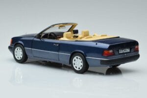 Mercedes 300 CE-24 A124 カブリオレ Nautical ブルー リミテッドエディション Norev 1:18 183879 メタル - 画像 6/7