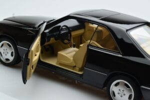 Mercedes 300 CE-24 C124 Coupe AMG Wheels リミテッドエディション Norev 1:18 183881 メタル - 画像 8/11