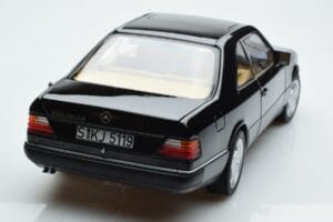 Mercedes 300 CE-24 C124 Coupe AMG Wheels リミテッドエディション Norev 1:18 183881 メタル - 画像 10/11