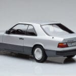Mercedes 300 CE-24 C124 Coupe シルバー Norev 1:18 183880 メタル - image 6 of 7