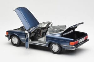 Mercedes 300 SL R107 ノーティカルブルー Norev 1:18 183466 メタル - 画像 5/8