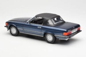 Mercedes 300 SL R107 ノーティカルブルー Norev 1:18 183466 メタル - 画像 7/8