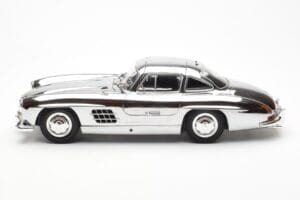 Mercedes 300 SL W198 クローム Minichamps 1:18 B66040645 メタル - 画像 4/8