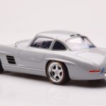 Mercedes 300 SL W198 Gullwing By S-Klub グレー GT Spirit 1:18 - image 5 of 6