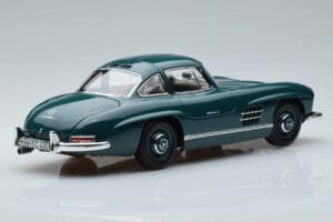Mercedes 300 SL W198 Gullwing グリーン Norev 1:18 183851 メタル - 画像 3/7
