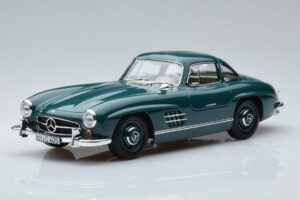 Mercedes 300 SL W198 Gullwing グリーン Norev 1:18