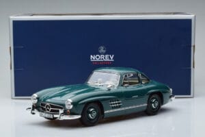 Mercedes 300 SL W198 Gullwing グリーン Norev 1:18 183851 メタル - 画像 7/7