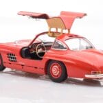 Mercedes 300 SL W198 Gullwing レッド Minichamps 1:18 - image 5 of 8