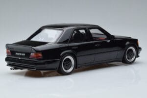 Mercedes 300E W124 5.6 AMG The Hammer Otto 1:18 OT638 レジン - 画像 2/6