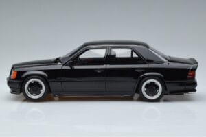 Mercedes 300E W124 5.6 AMG The Hammer Otto 1:18 OT638 レジン - 画像 3/6