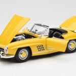 Mercedes 300 SL W198 Roadster イエロー Norev 1:18 - image 2 of 8