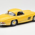 Mercedes 300 SL W198 Roadster イエロー Norev 1:18 - image 3 of 8