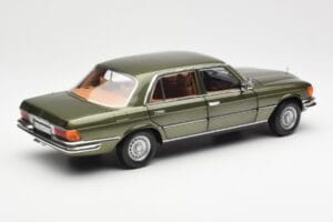 Mercedes 450SEL 6.9 W116 グリーン メタリック Norev 1:18 183455 メタル - 画像 3/8