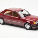 Mercedes 500E W124 レッドメタリック ディーラーエディション Norev 1:18 - image 6 of 8