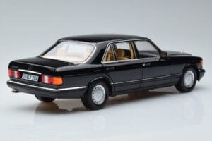 Mercedes 560 SEL W126 ブラック Norev 1:18 183793 メタル - 画像 3/7
