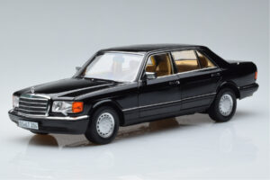 Mercedes 560 SEL W126 ブラック Norev 1:18