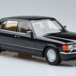 Mercedes 560 SEL W126 ブラック Norev 1:18 - image 5 of 7