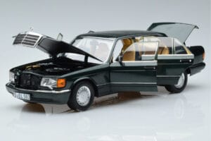 Mercedes 560 SEL W126 ダークグリーンメタリック Norev 1:18 B66040682 メタル - 画像 2/7