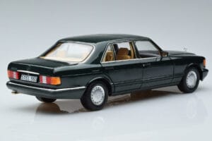 Mercedes 560 SEL W126 ダークグリーンメタリック Norev 1:18 B66040682 メタル - 画像 3/7