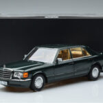 Mercedes 560 SEL W126 ダークグリーンメタリック Norev 1:18 - image 7 of 7