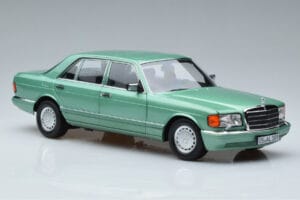 Mercedes 560 SEL W126 ライトグリーン Norev 1:18 183469 メタル - 画像 5/7