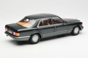 Mercedes 560 SEL W126 ナイトグリーンメタリック Dealer Edition Norev 1:18 B66040626 メタル - 画像 3/8
