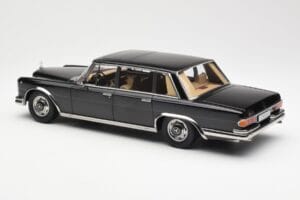 Mercedes 600 SWB W100 ブラック KK-Scale 1:18 180601 メタル - 画像 5/6