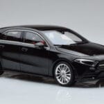 Mercedes A-Class W177 AMG Line Norev 1:18 183861 メタル - image 5 of 7