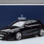 Mercedes A-Class W177 AMG Line Norev 1:18 183861 メタル - image 7 of 7