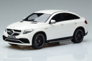 Mercedes AMG GLE 63S C292 クーペ ホワイト GT Spirit 1:18