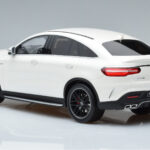 Mercedes AMG GLE 63S C292 クーペ ホワイト GT Spirit 1:18 - image 5 of 6