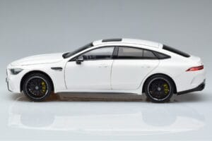 Mercedes AMG GT 63 S X290 ホワイト Norev 1:18 183445 メタル - 画像 4/7