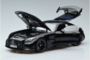 Mercedes AMG GT C190 Black Series ブラック Norev 1:18 183900 メタル - 画像 2/7