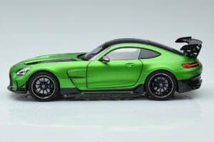 Mercedes AMG GT C190 Black Series グリーン Hell Magno リミテッドエディション Norev 1:18 183903 メタル - 画像 4/7