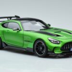 Mercedes AMG GT C190 Black Series グリーン Hell Magno リミテッドエディション Norev 1:18 183903 メタル - image 5 of 7