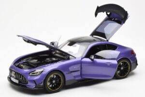 Mercedes AMG GT Black Series パープル Asia Exclusive Norev 1:18 183907 メタル - 画像 2/8
