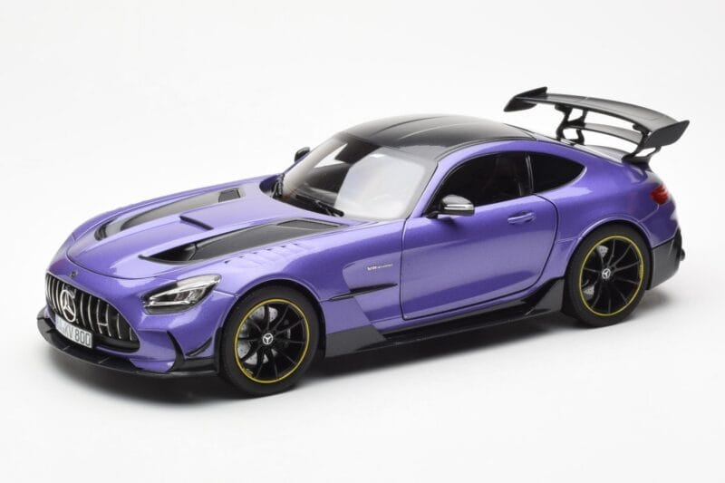 Mercedes AMG GT Black Series パープル Asia Exclusive Norev 1:18