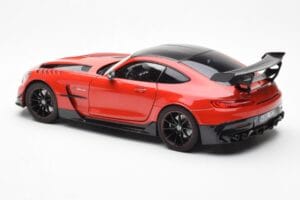Mercedes AMG GT Black Series レッド Asia Exclusive Norev 1:18 183906 メタル - 画像 7/8